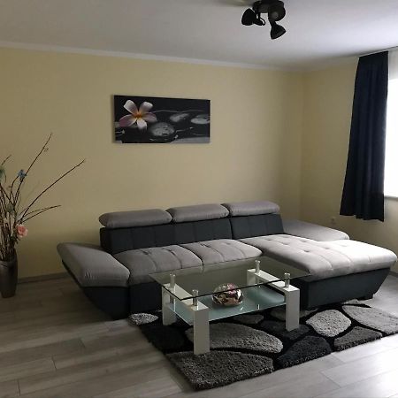 Gemutliche 3-Zimmer Wohnung Saal an der Donau Exterior foto